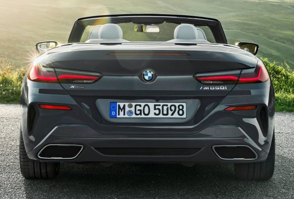 BMW представи кабриото 8-Series 