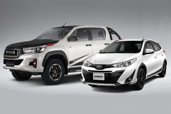 Toyota експериментира със спортен Hilux и въдеходен Yaris