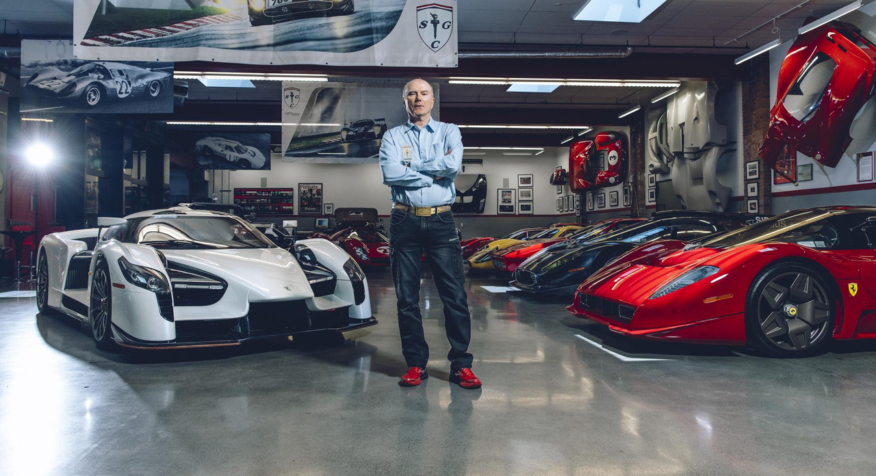 Уникалната колекция от Ferrari-та на един режисьор
