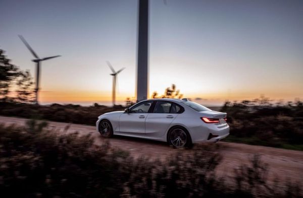 Новото BMW 3-Series стана хибрид с разход 1,7 л/100 км