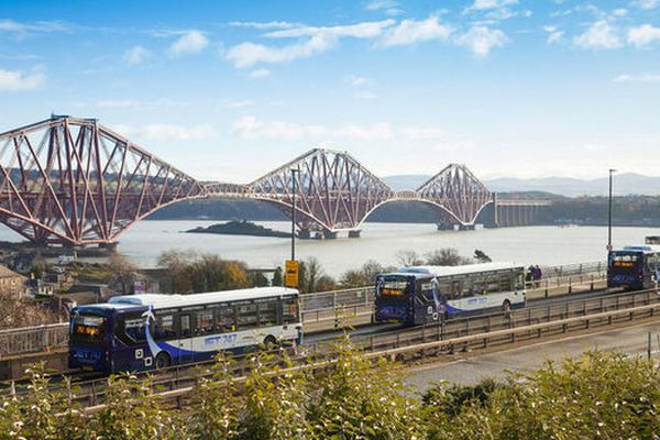 В Шотландия тестват първия в света безпилотен автобус