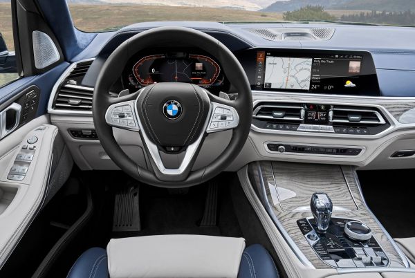 BMW X7 стартира от 73 900 долара в Щатите