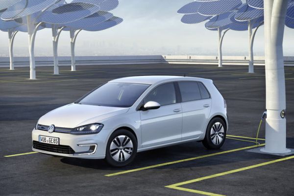Volkswagen посочи срок за раздяла с двигателите с вътрешно горене