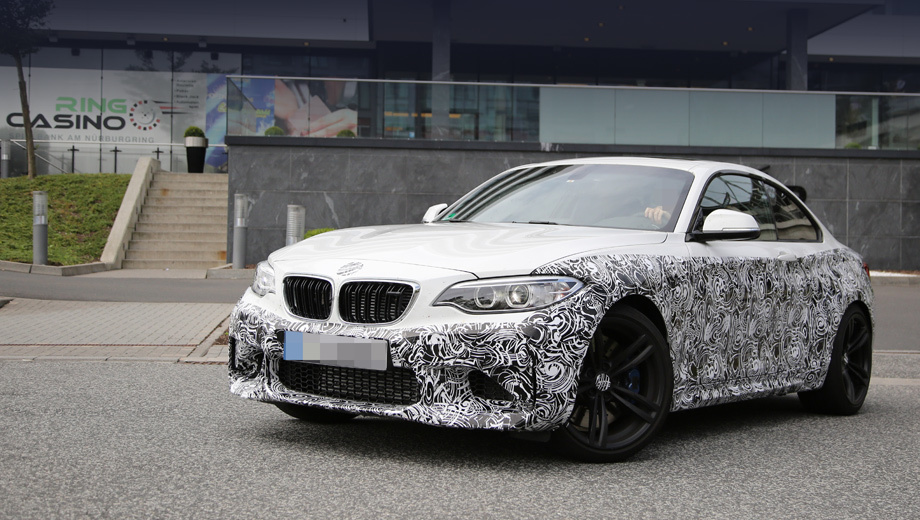 Новото BMW M2 ще разчита поне на 370 к.с.