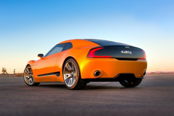 Спортното купе на Kia ще излезе през 2020 г.