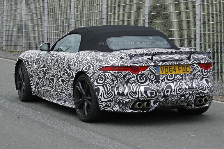 Jaguar работи върху снаряд с над 600 к.с. Jaguar работи върху снаряд с над 600 к.с.