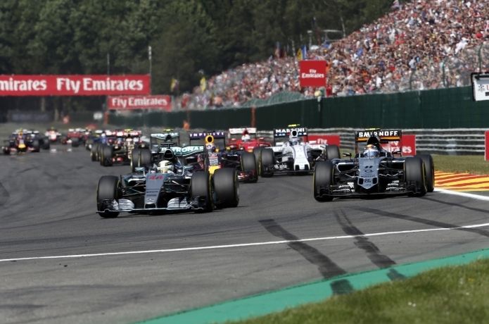 Хамилтън нямаше проблеми в Белгия