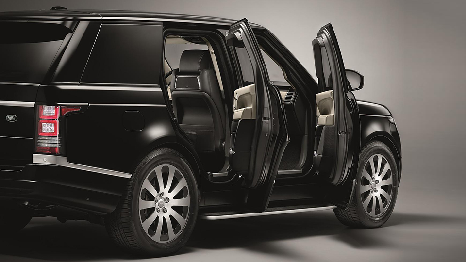 Range Rover за 610 000 долара издържа на 15 кг. тротил Range Rover за 610 000 долара издържа на 15 кг. тротил