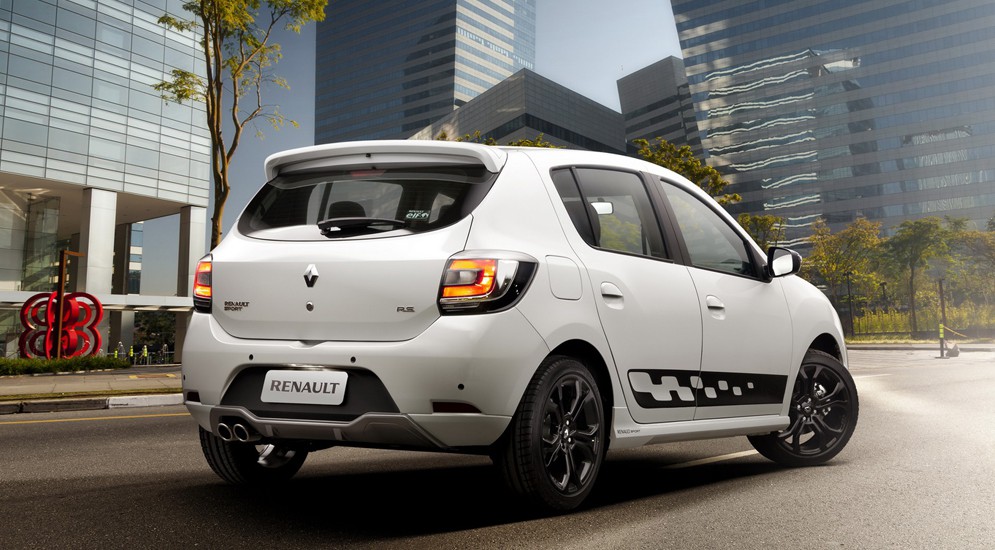 Нови подробности за Sandero RS Нови подробности за Sandero RS