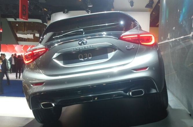 Ето го и конкурентът на Golf от Infiniti Ето го и конкурентът на Golf от Infiniti