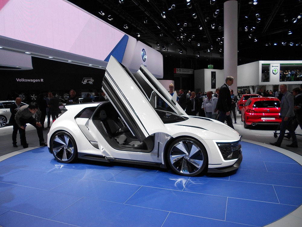 Volkswagen загатна бъдещето на Golf GTI