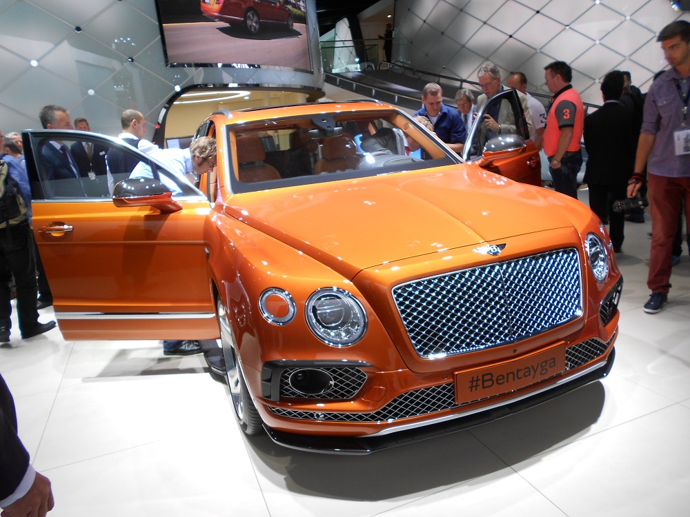 Първото Bentley Bentayga е за кралицата на Великобритания