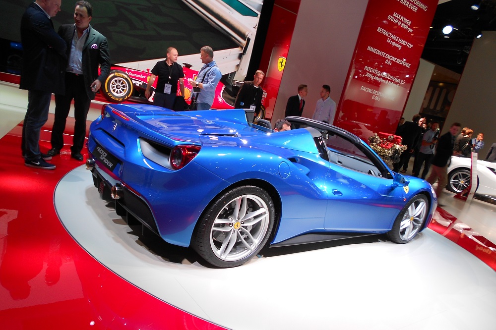 Ferrari увелича производство с 30%