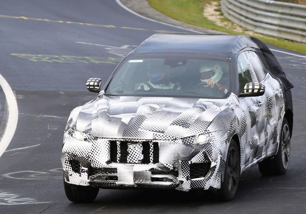 Maserati Levante се вижда все по-ясно Maserati Levante се вижда все по-ясно