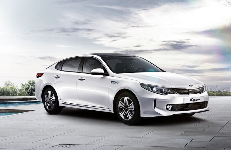 Новата Kia Optima стана хибрид