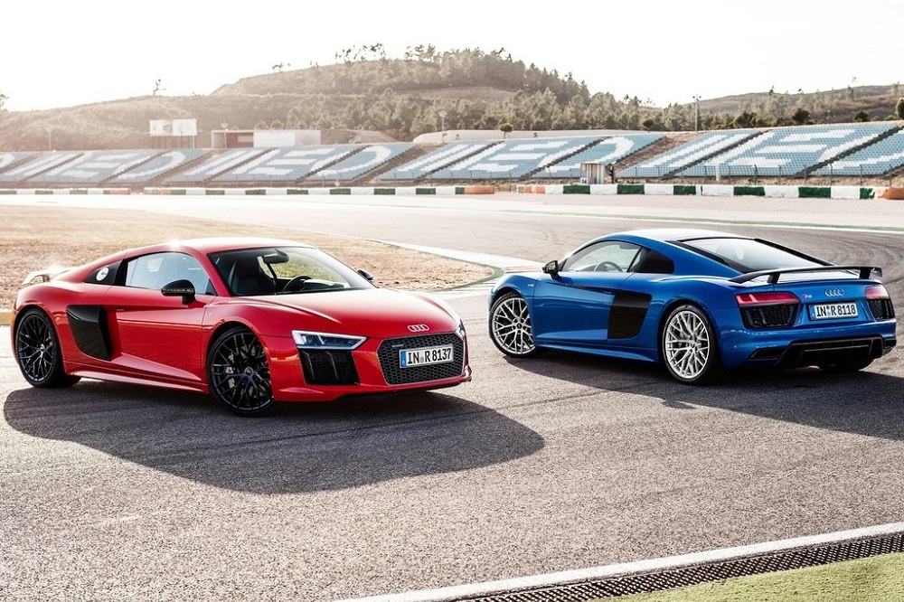 Audi слага 2,5-литров мотор на R8 Audi слага 2,5-литров мотор на R8