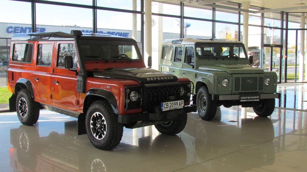 Показаха в София финалните Land Rover Defender