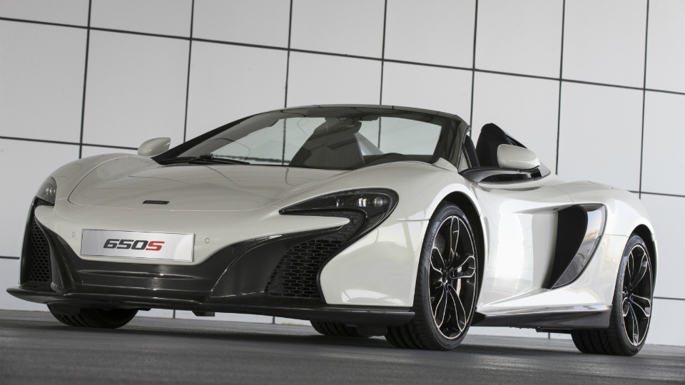 McLaren представи пустинен роудстър McLaren представи пустинен роудстър