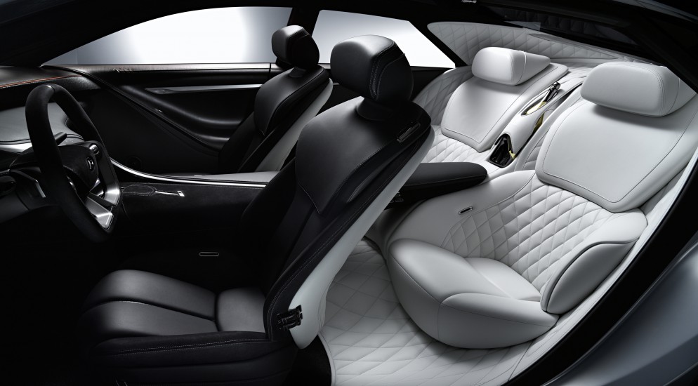 Infiniti разработва хибриден конкурент на Mercedes S-Class Infiniti разработва хибриден конкурент на Mercedes S-Class