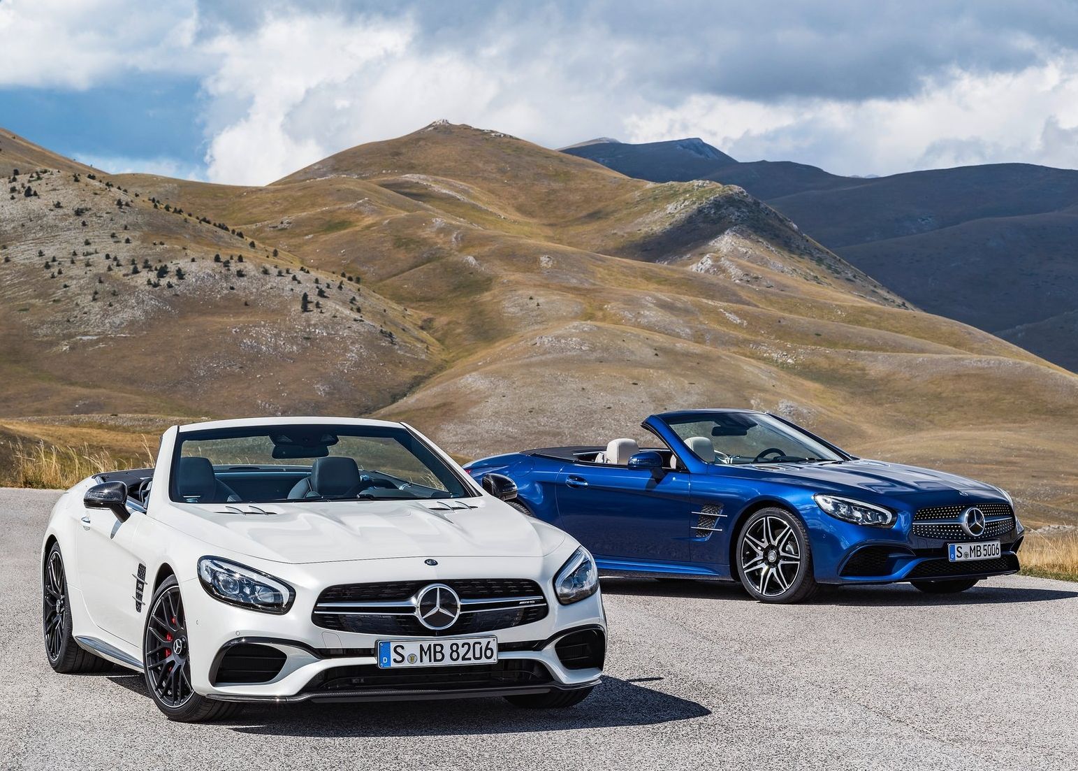 Mercedes-Benz разкри моторите на обновения SL Mercedes-Benz разкри моторите на обновения SL