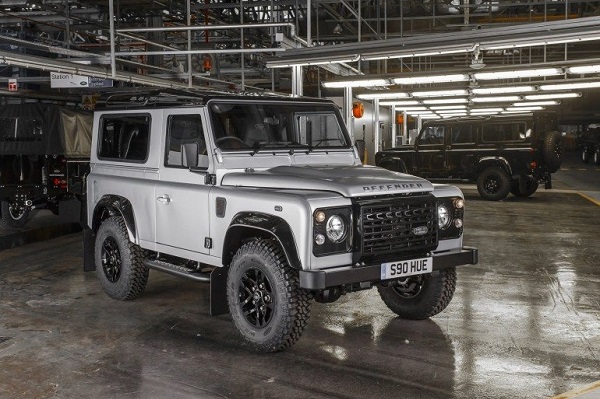 Land Rover Defender за над 1 млн. лева