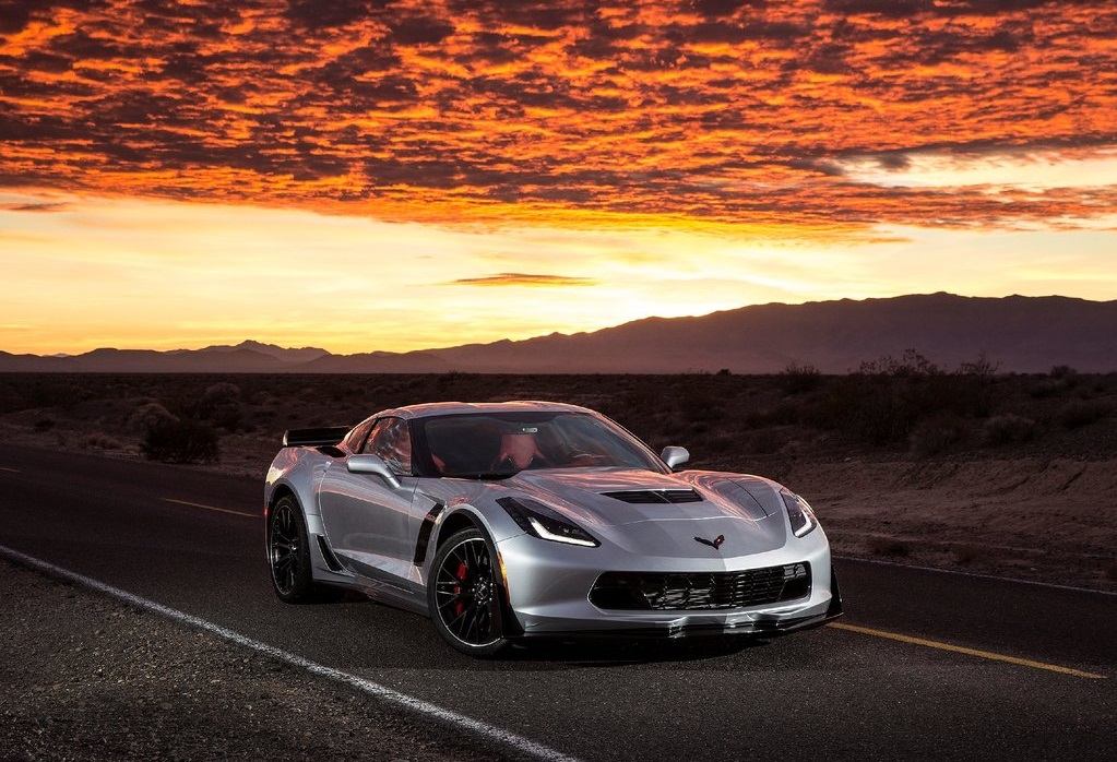 Corvette става електрически Corvette става електрически