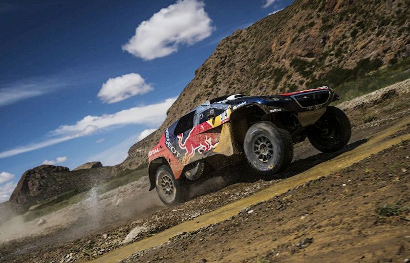 Peugeot записа 6-а поредна етапна победа на „Дакар” Peugeot записа 6-а поредна етапна победа на „Дакар”