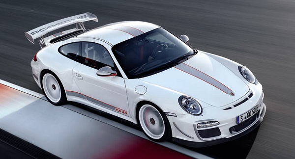 Porsche няма да се отказват от ръчните скорости 
