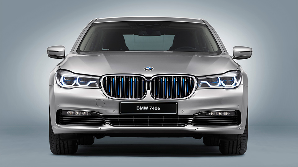 BMW 7-Series с разход 2,1 л/100 км постави началото на нов бранд