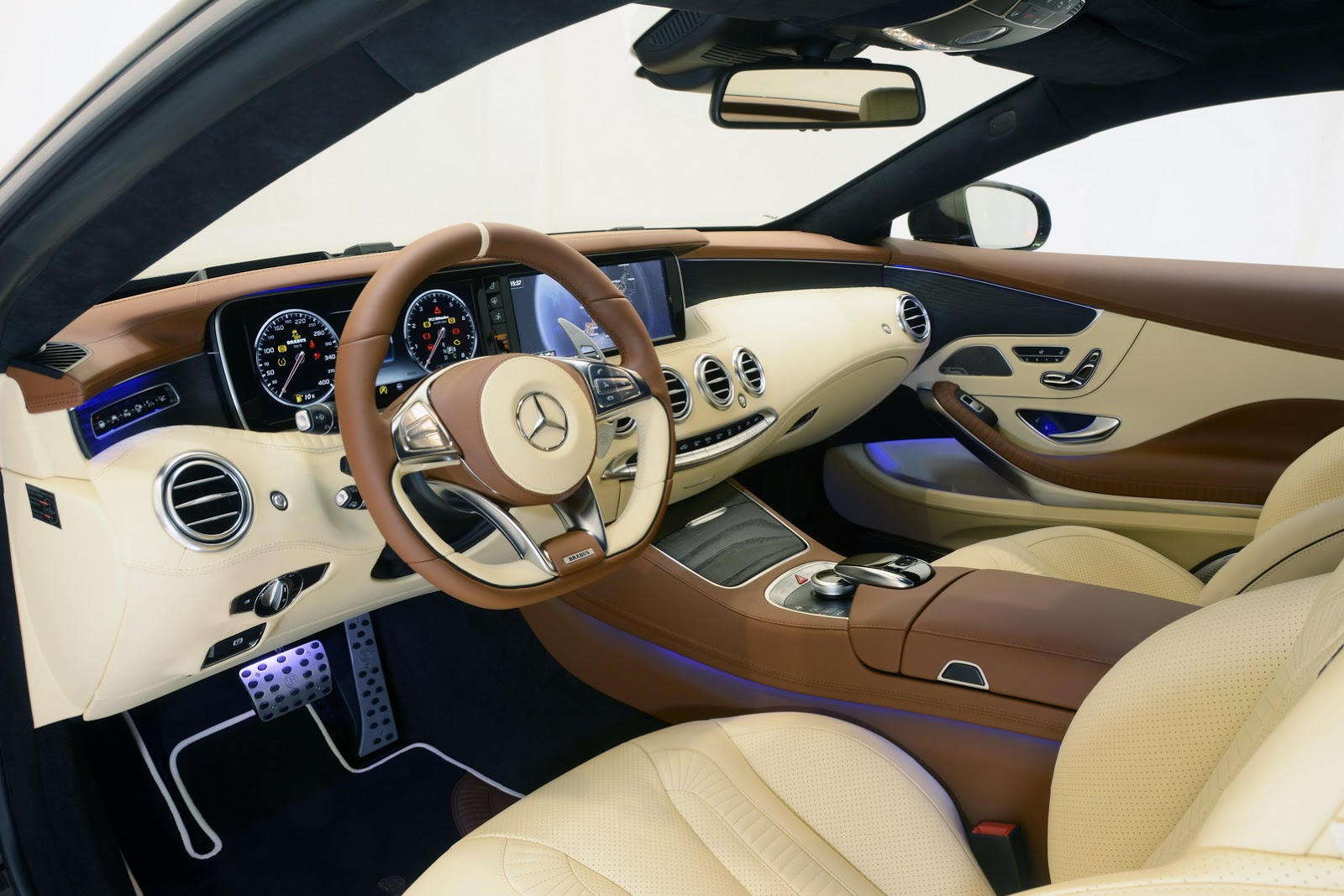 Brabus подготви нова ракета за Женева Brabus подготви нова ракета за Женева