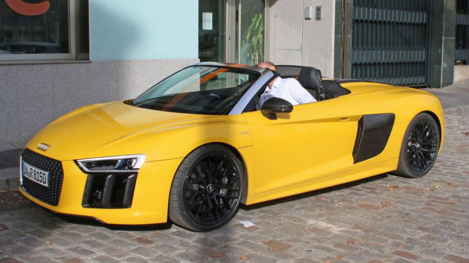 Това е новият роудстър Audi R8 Това е новият роудстър Audi R8