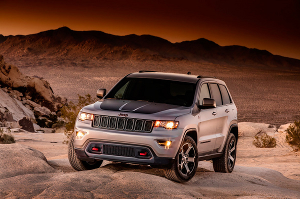 Jeep показа Grand Cherokee за всякакви пътища