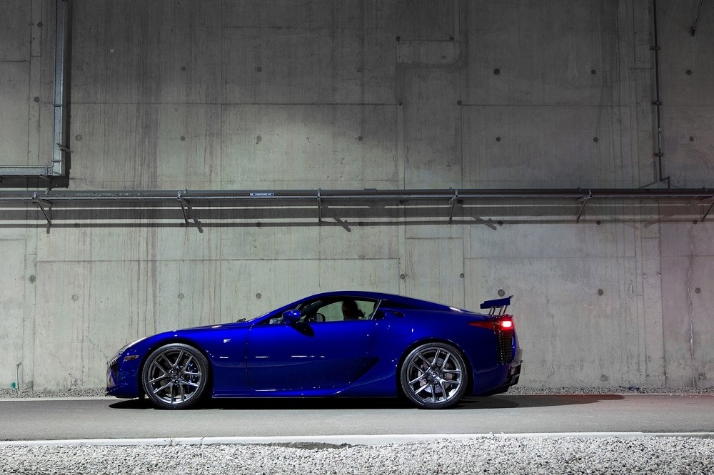 Наследник на Lexus LFA все пак ще има