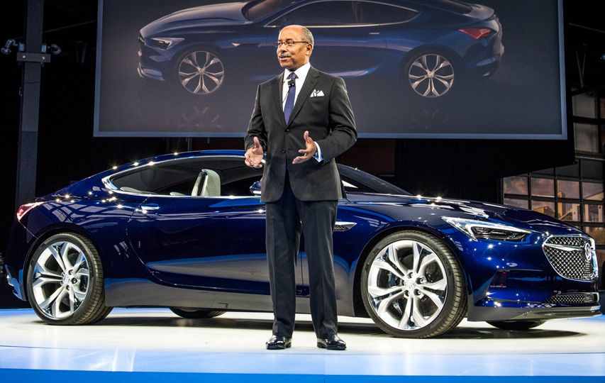 Легендарен дизайнер на GM се оттегля в пенсия Легендарен дизайнер на GM се оттегля в пенсия