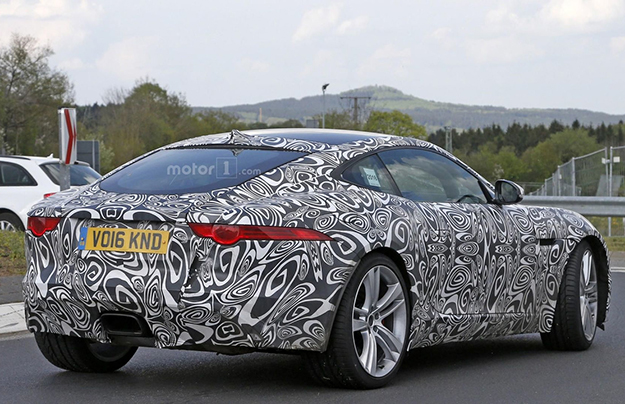 Jaguar F-Type също премина на 4 цилиндъра Jaguar F-Type също премина на 4 цилиндъра