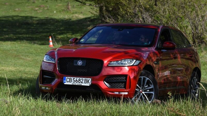 Jaguar F-Pace не е само красива опаковка