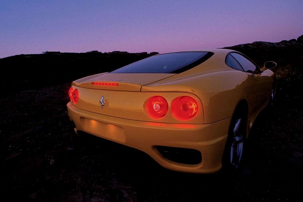 Сгащиха фалшиво Ferrari на път за Македония Сгащиха фалшиво Ferrari на път за Македония