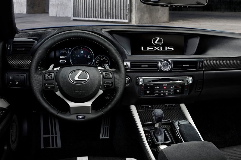 Lexus прецака инфо-системата си с ъпдейт