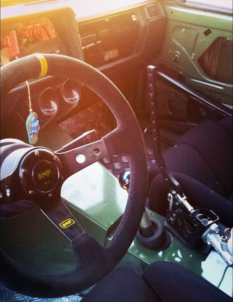 Лада с V8 от BMW 7 Series Лада с V8 от BMW 7 Series