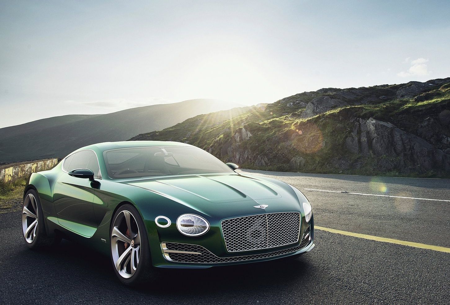Bentley кръщава нов модел на бивш шеф Bentley кръщава нов модел на бивш шеф