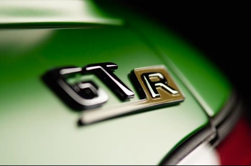 Новата версия на Mercedes-AMG GT-R ще има 577 к.с. Новата версия на Mercedes-AMG GT-R ще има 577 к.с.