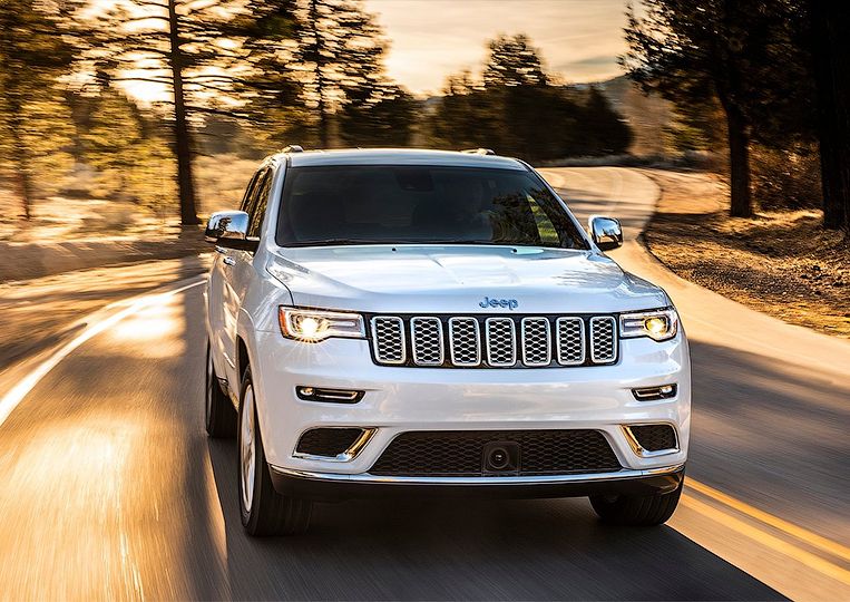 Луксозното Grand Cherokee става Wagoneer