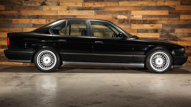 25-годишно BMW M5 на цената на нов автомобил