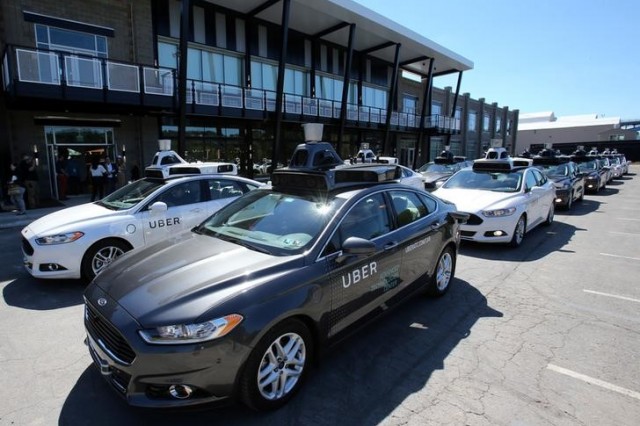 Uber пусна безплатни пътувания с автономен автомобил