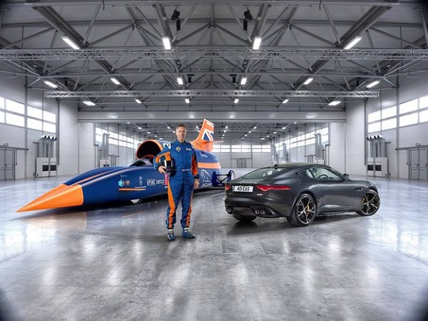 Bloodhound SSC идва в България Bloodhound SSC идва в България