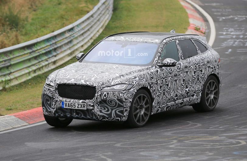 Jaguar тества супермощен F-Pace