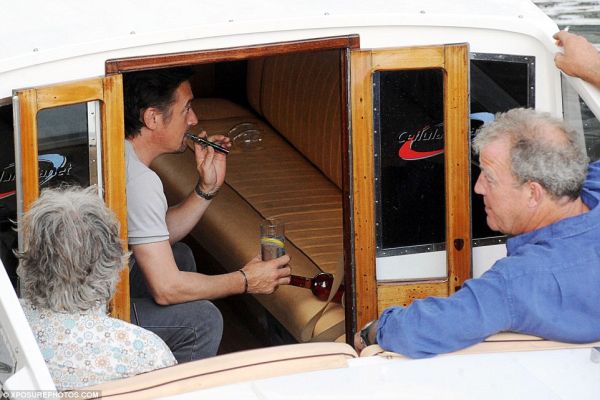 Сър Дейвид Атънбъро защити Кларксън Сър Дейвид Атънбъро защити Кларксън