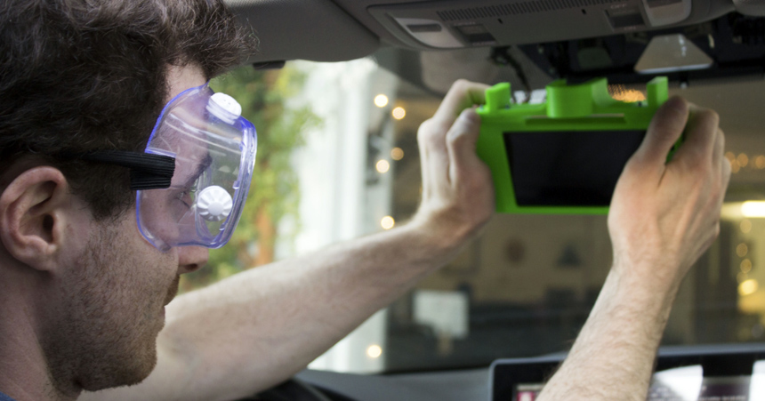 Американски хакер направи автопилот Американски хакер направи автопилот