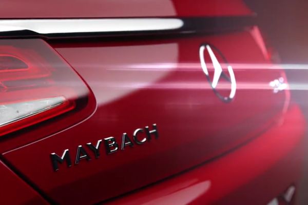 Mercedes направи свръхлуксозен Maybach кабриолет