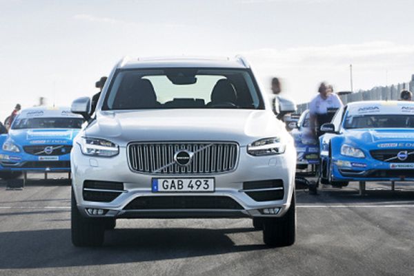 Volvo и Polestar залагат на електричеството Volvo и Polestar залагат на електричеството